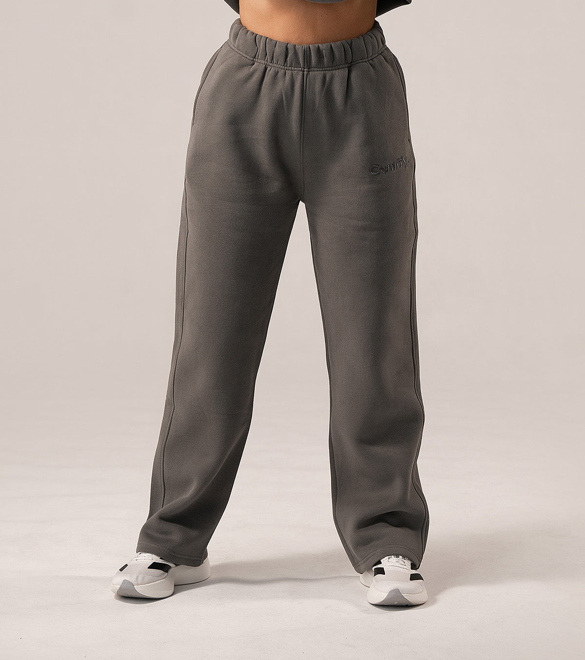 Straight leg tracksuits - graphite