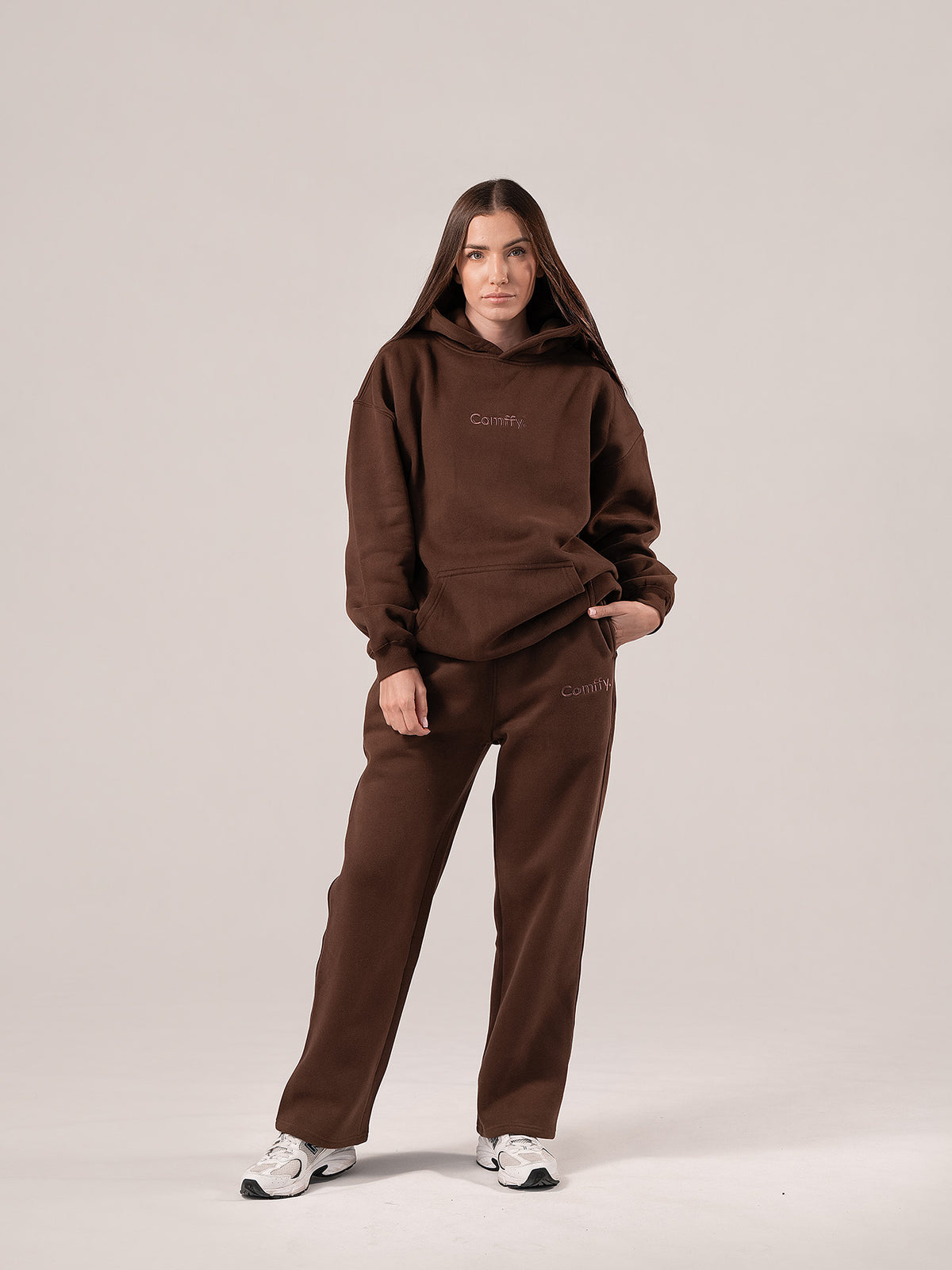Straight leg tracksuits - chocolate