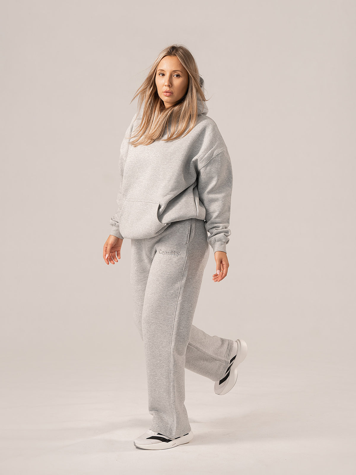 Straight leg tracksuit - grey